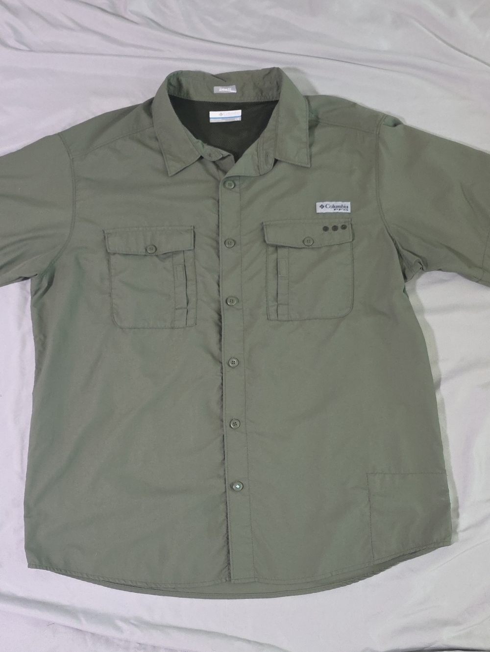 Columbia Olive Green Short Sleeve Button-Down Shirt